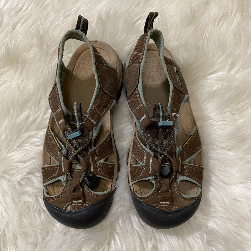 KEEN Women's Newport H2 Water Sandal with Toe Protection